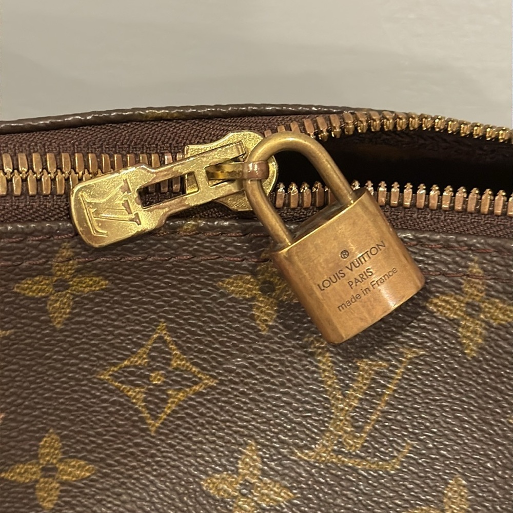 Louis Vuitton Monogram Keepall Duffel Bag - Picture 3 of 16